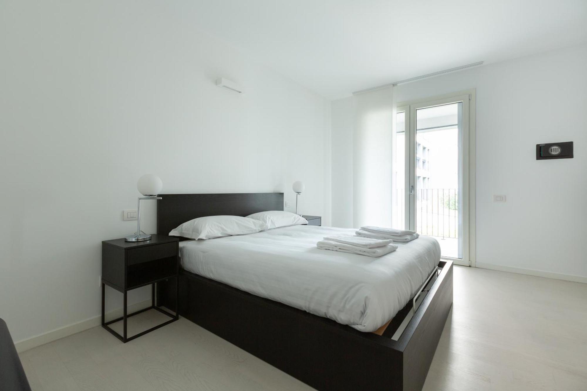 Porta Nuova Bright And Roomy Flat Milano Exteriör bild